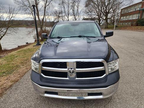 Used 2018 RAM 1500 ST w/ SXT Appearance Group AWD/4WD image 8
