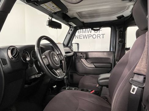 Used 2014 Jeep Wrangler Sport w/ Quick Order Package 24S AWD/4WD image 2