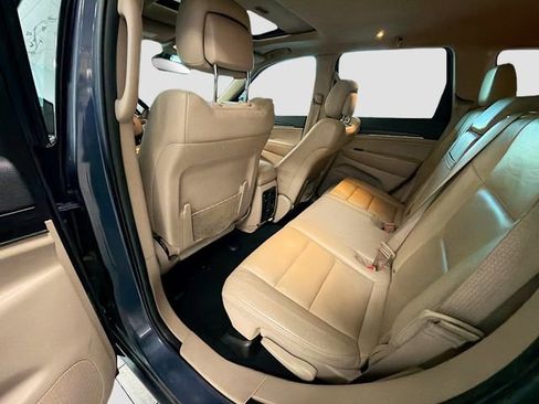 Used 2020 Jeep Grand Cherokee Limited image 20