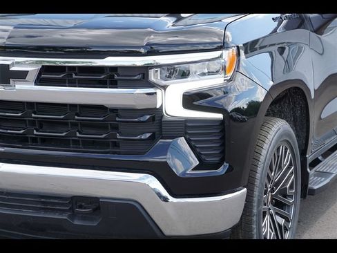 New 2026 Chevrolet Silverado 1500 LT w/ LPO, Dark Essentials Package AWD/4WD image 22