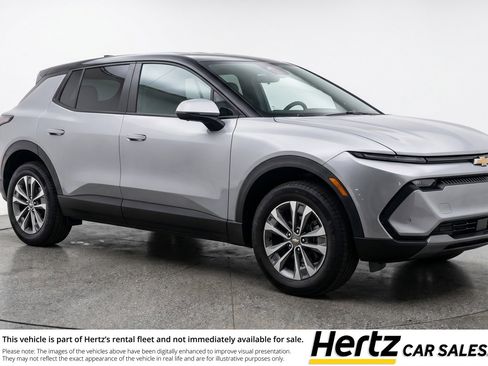 Used 2025 Chevrolet Equinox LT AWD/4WD image 1