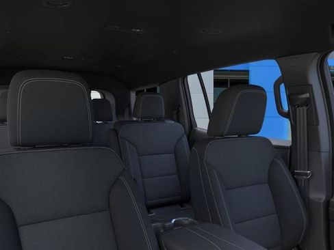 New 2026 Chevrolet Traverse LT w/ LPO, Floor Liner Package FWD image 24