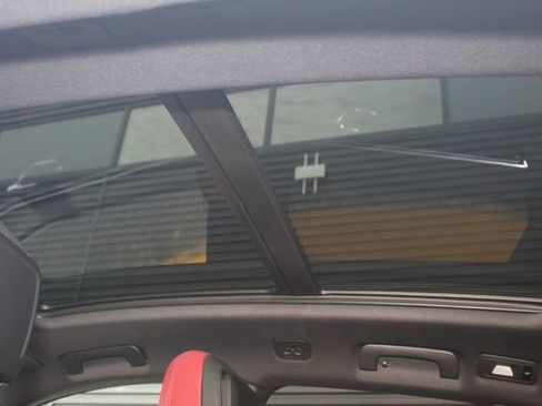 New 2026 Porsche Macan S image 24