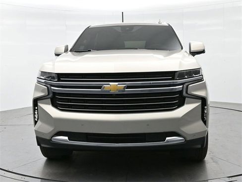 Used 2023 Chevrolet Tahoe LT w/ Luxury Package image 2