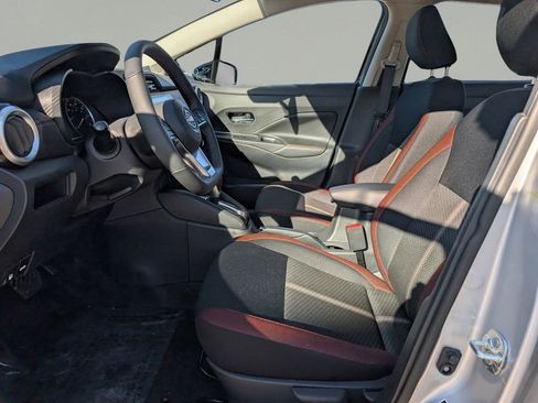 New 2025 Nissan Versa SR w/ Trunk Package FWD image 17