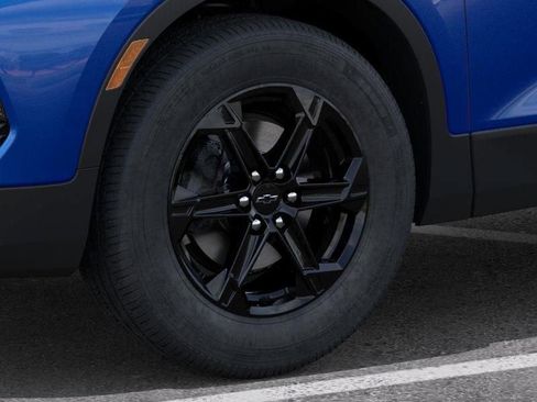 New 2025 Chevrolet Blazer LT w/ Convenience Package image 9