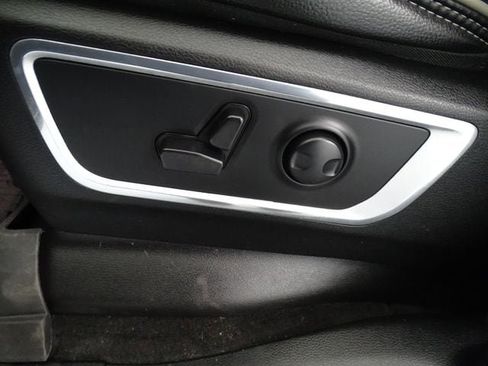 Certified 2023 RAM 1500 Laramie AWD/4WD image 3