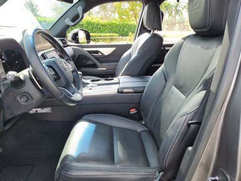 Used 2023 Lexus LX 600 F Sport image 20