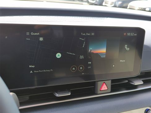 New 2026 Kia Carnival EX image 26