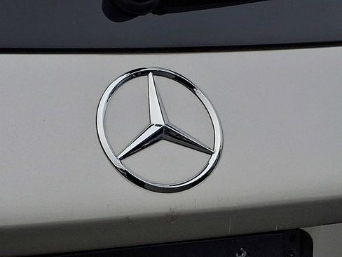 Used 2019 Mercedes-Benz GLC 300 GLC 300 image 30