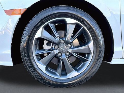 Used 2022 Honda Odyssey Elite image 9