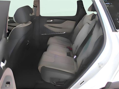 Used 2020 Hyundai Santa Fe SEL w/ Convenience Package image 31