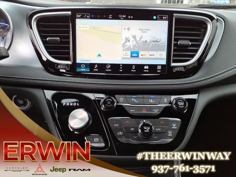 New 2026 Chrysler Pacifica Limited w/ S Appearance Package image 13