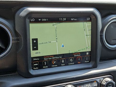 Certified 2019 Jeep Wrangler Unlimited Sahara w/ Dual Top Group AWD/4WD image 18
