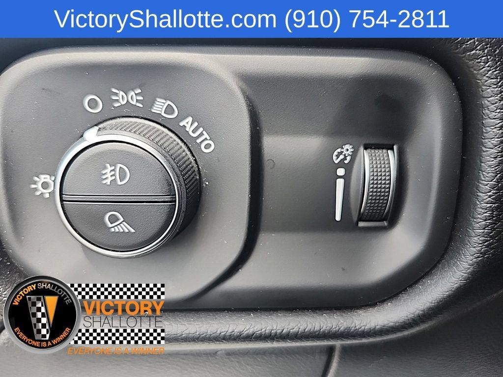 Used 2026 RAM 2500 Big Horn AWD/4WD image 20