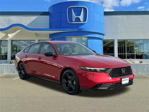 Used 2023 Honda Accord Sport image 1