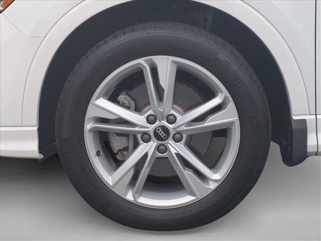 Used 2022 Audi Q3 2.0T Premium w/ Convenience Package AWD/4WD image 24