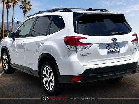 Used 2024 Subaru Forester Premium AWD/4WD image 4