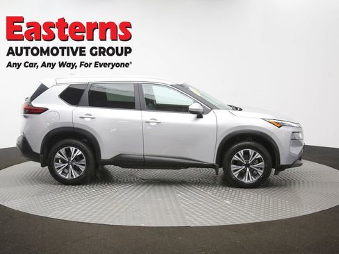 Used 2023 Nissan Rogue SV AWD/4WD image 45