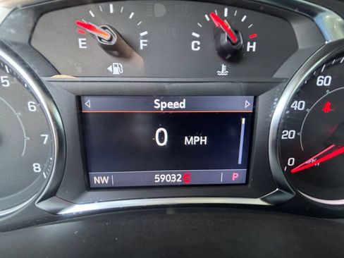 Used 2024 GMC Terrain SLT AWD/4WD image 20