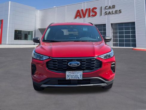 Used 2025 Ford Escape ST-Line AWD/4WD image 2