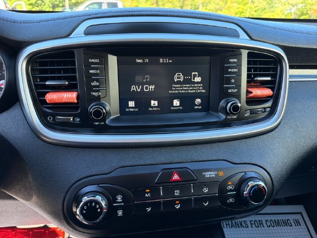 Used 2020 Kia Sorento LX AWD/4WD image 20