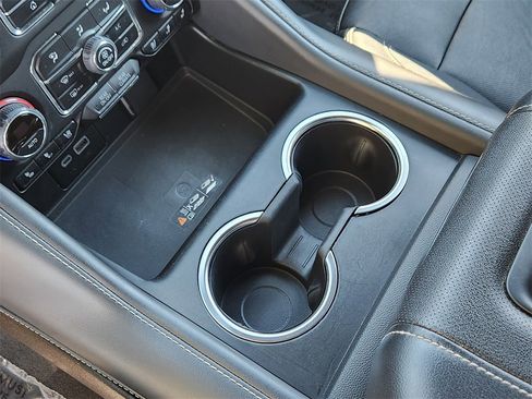 Used 2024 Chevrolet Tahoe Premier image 16