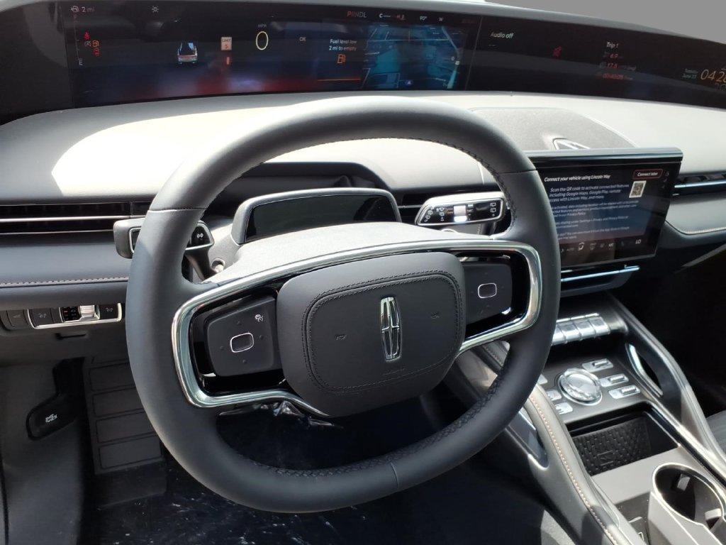 New 2026 Lincoln Nautilus Reserve w/ Jet Appearance Package AWD/4WD image 22
