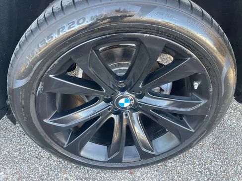 Used 2017 BMW X6 xDrive35i image 9