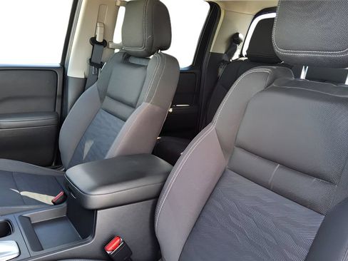 Used 2022 Nissan Frontier SV RWD image 20