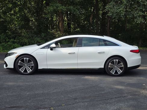 Used 2023 Mercedes-Benz EQS 450+ Sedan image 3