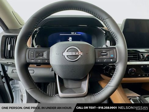 New 2026 Nissan Pathfinder Platinum image 11