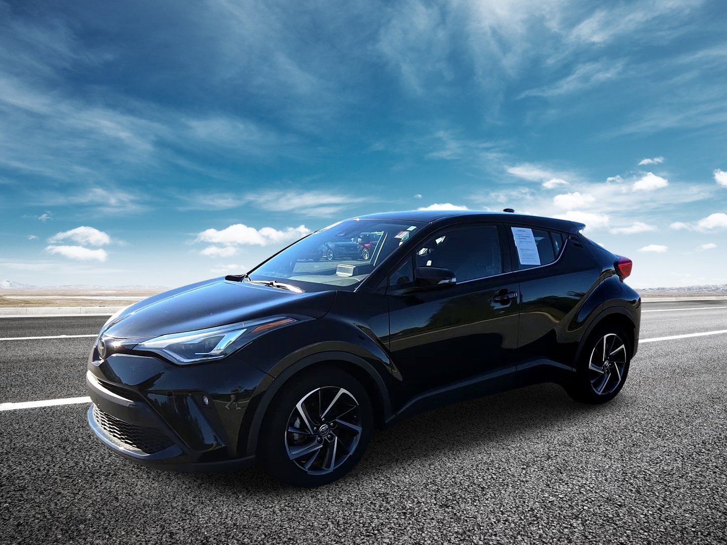 Used 2022 Toyota C-HR Limited FWD image 3
