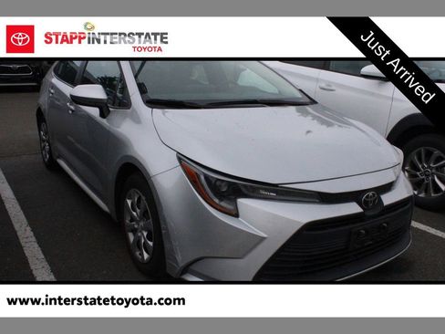 Used 2024 Toyota Corolla LE FWD image 1