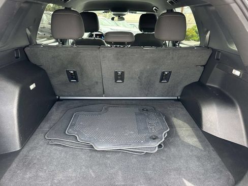 Used 2025 Chevrolet Equinox LT AWD/4WD image 8
