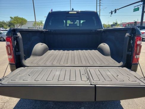 Used 2022 RAM 1500 Limited AWD/4WD image 10