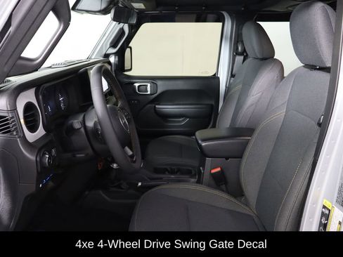 Used 2024 Jeep Wrangler Unlimited AWD/4WD image 14