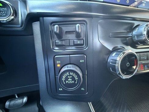 Used 2022 Ford F150 Platinum w/ Equipment Group 701A High AWD/4WD image 31