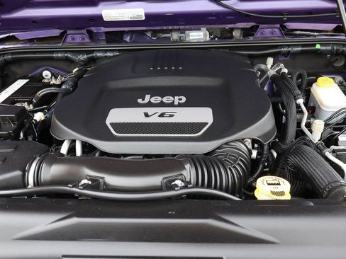 Used 2017 Jeep Wrangler Unlimited Sport w/ Quick Order Package 24S AWD/4WD image 21