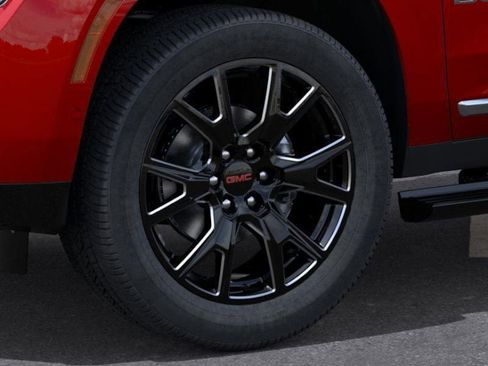New 2026 GMC Yukon Denali w/ Sun & Power Step Package image 9