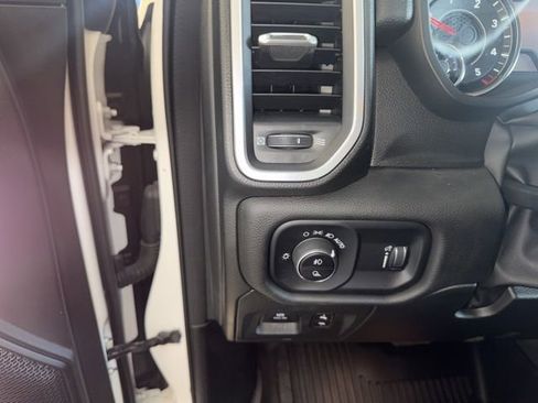 Used 2023 RAM 1500 Big Horn AWD/4WD image 21