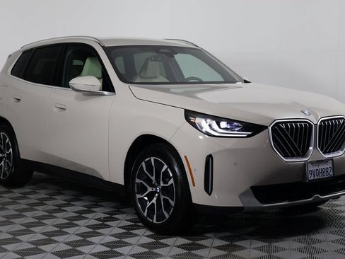 Certified 2026 BMW X3 xDrive30i w/ Convenience Package AWD/4WD image 3