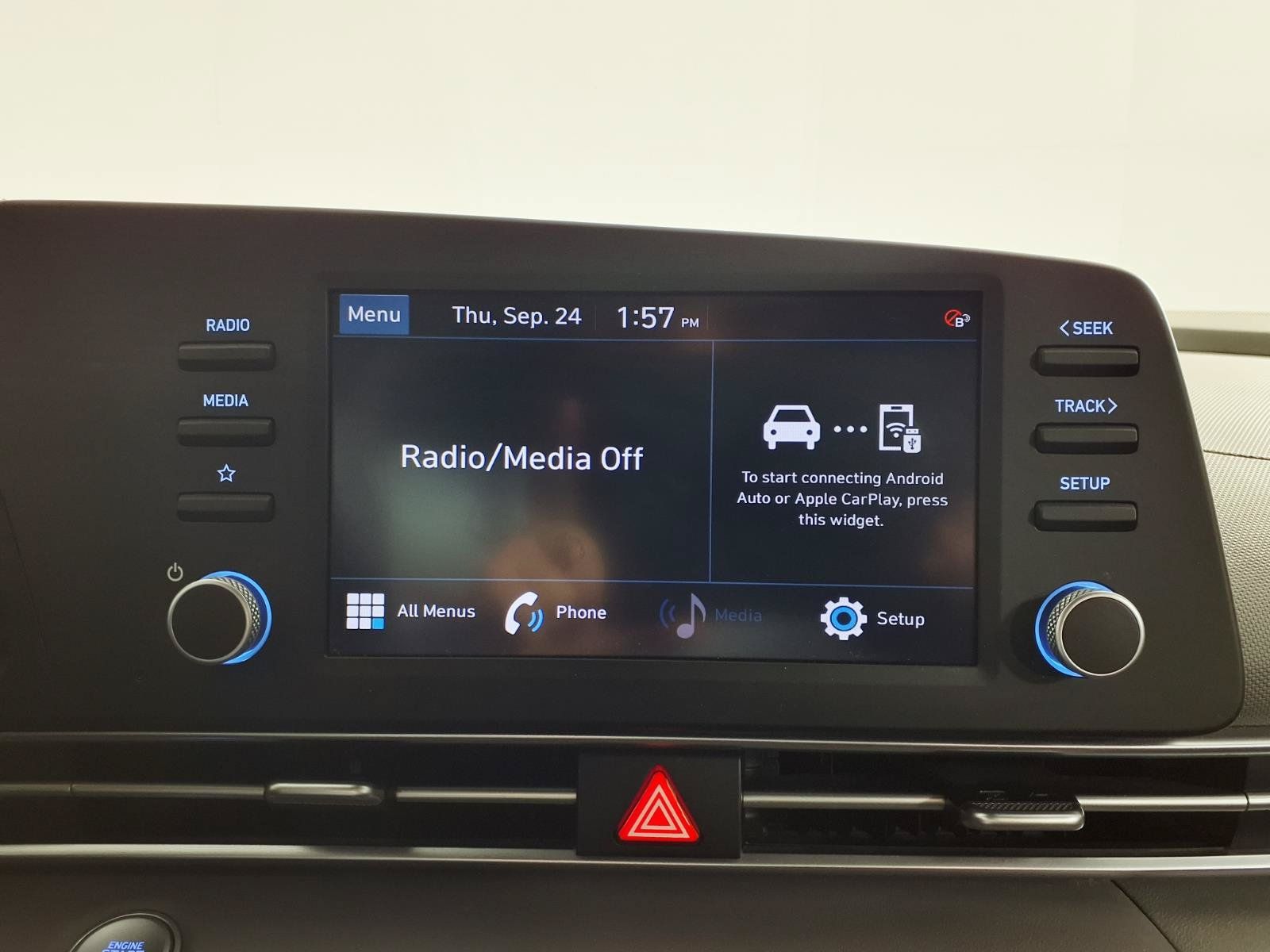 Certified 2023 Hyundai Elantra SEL FWD image 18