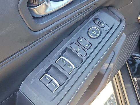 Used 2025 Honda Accord Sport image 24