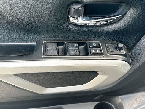 Used 2024 Nissan Titan SV w/ Accessory Utility Package AWD/4WD image 30