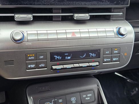 Used 2024 Hyundai Kona SEL FWD image 26