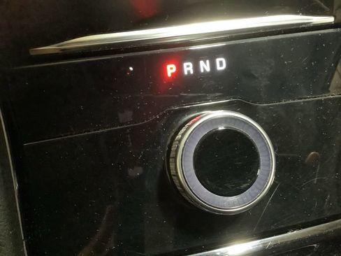 Used 2023 Jeep Grand Cherokee L Laredo image 31