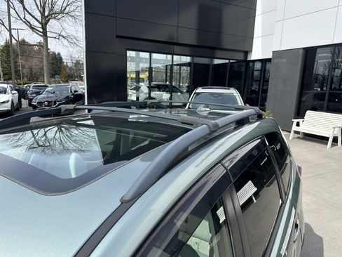 Used 2017 Subaru Forester 2.5i Premium image 12