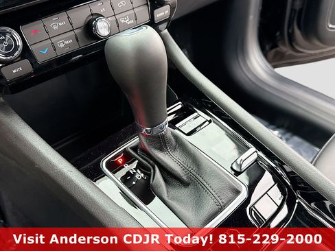 New 2026 Jeep Compass Latitude image 12