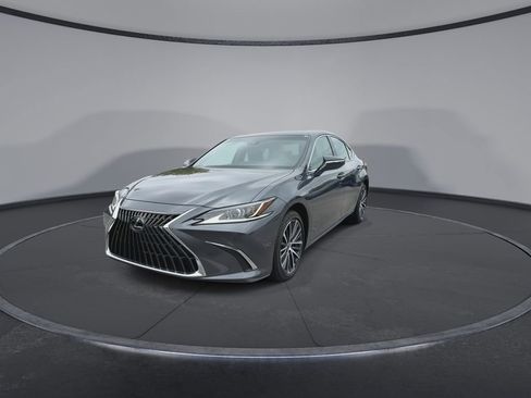 Used 2025 Lexus ES 350 w/ Premium Package image 4